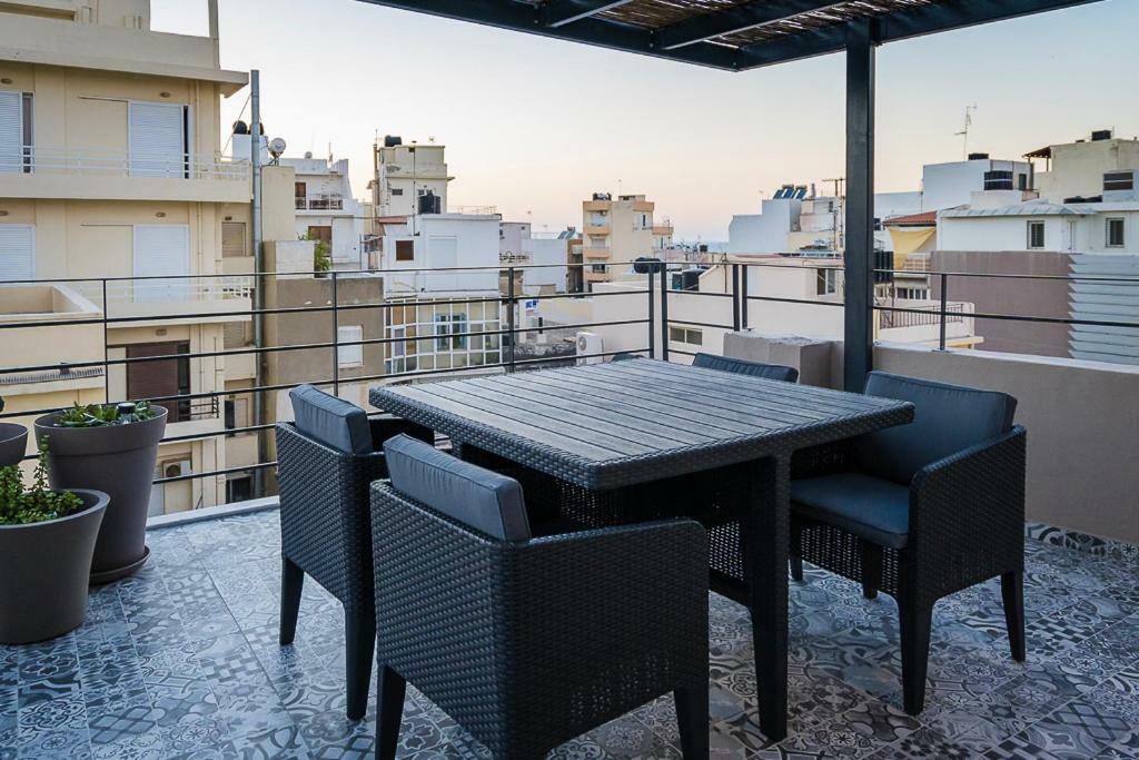Yasemi Superb Two Floor Apartment Heraklion  Ngoại thất bức ảnh